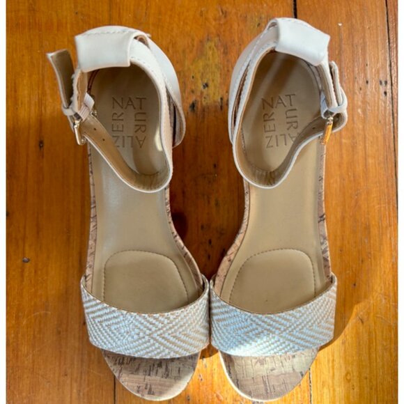Naturalizer Wedge Heal - Picture 3 of 5